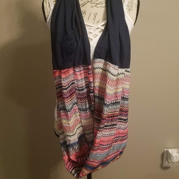 Scarf - Picture 2 of 2